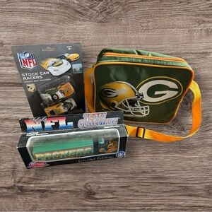 Green Bay Packers Vintage Lunch Bag and Collectibles Sets